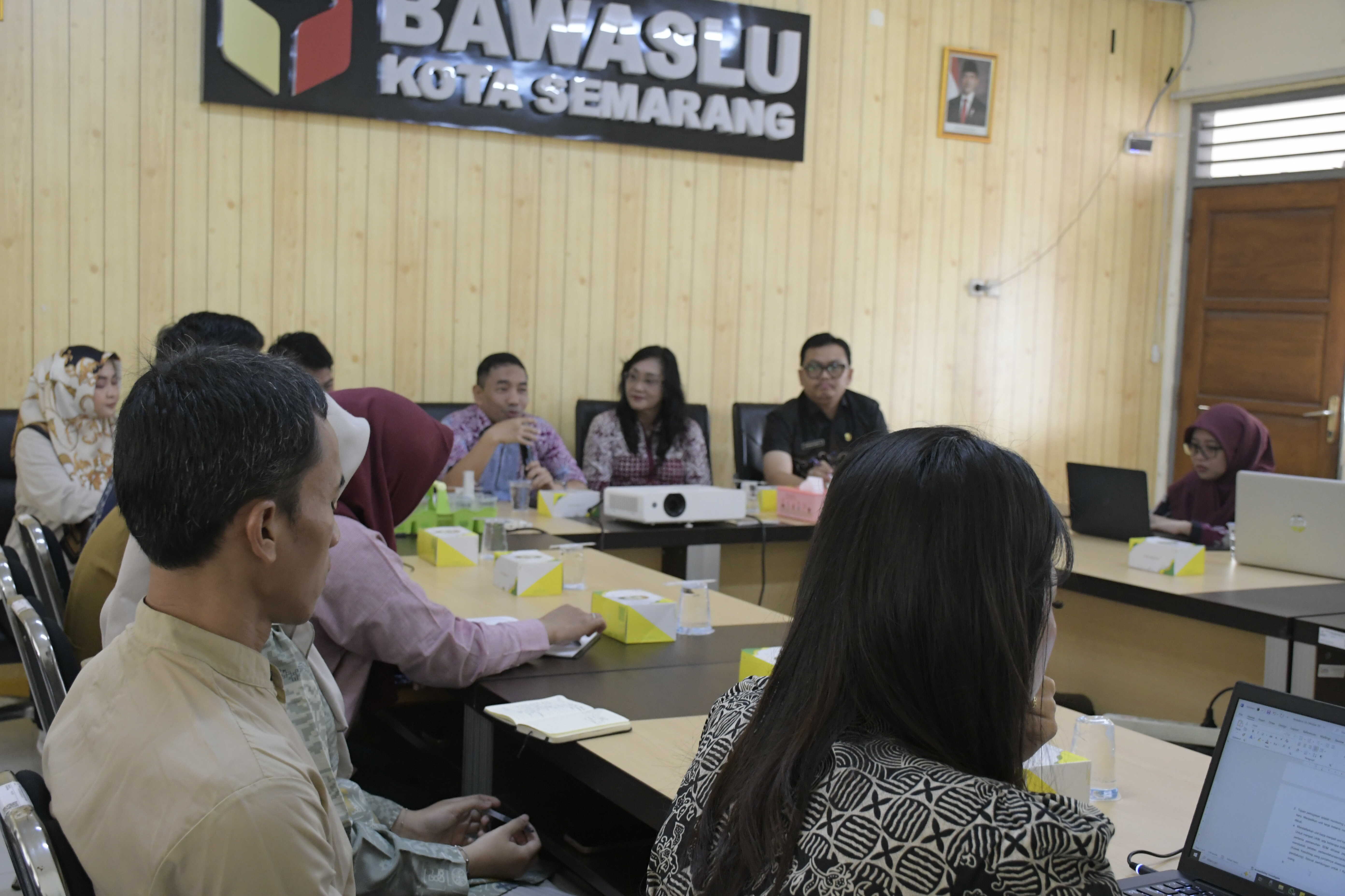 Monitoring dan Pendampingan Keuangan oleh Kepala Biro Keuangan dan BMN Bawaslu RI