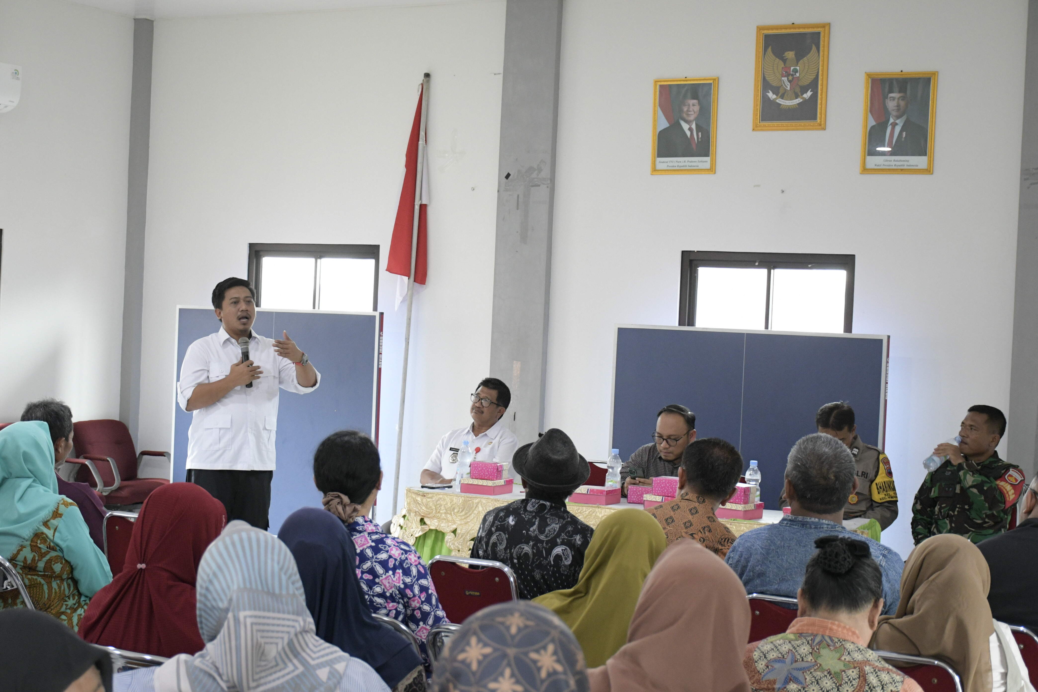 Kolaborasi Demokrasi dengan DPRD Kota Semarang di Kelurahan Kemijen