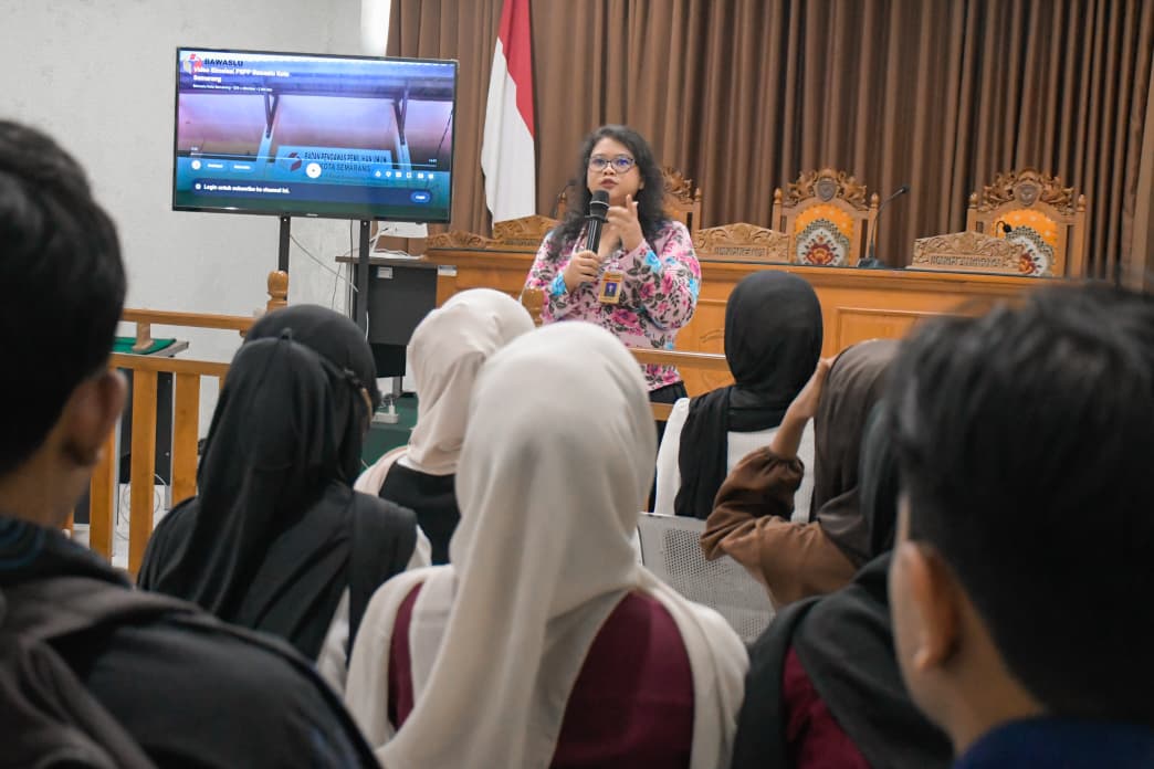 Praktisi Mengajar FH UPGRIS