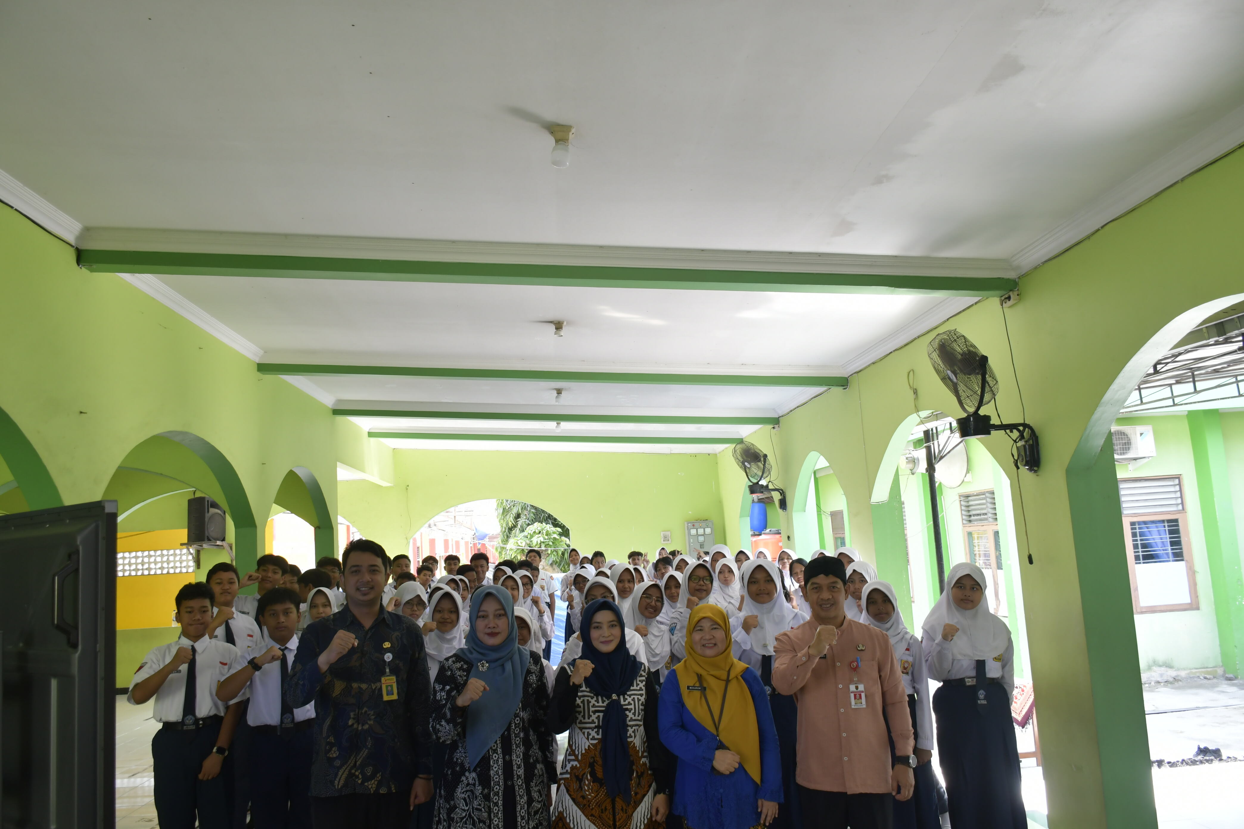 Bawaslu Goes to School ke SMP Negeri 13 Semarang