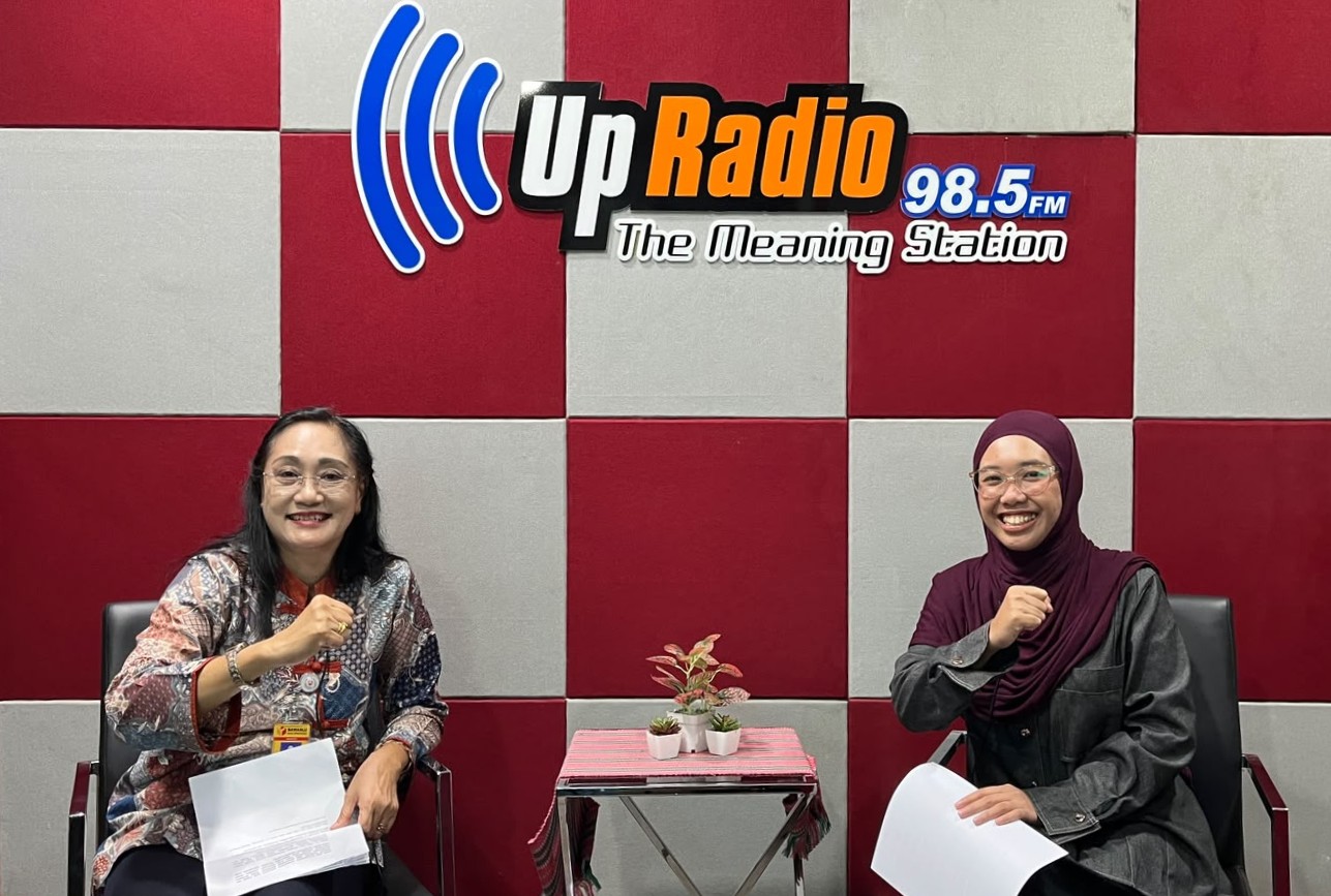 Anggota Bawaslu Kota Semarang, V. Silvania Susanti jadi bintang tamu dalam talk show UP Corner