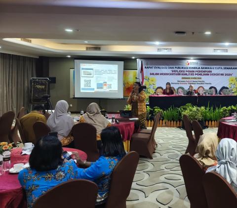 Sosialisasi JDIH Bawaslu oleh Anggota Bawaslu Kota Semarang, Maria Goreti