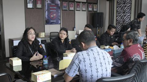 Anggota Bawaslu Kota Semarang, V. Silvania Susanti  ingin mengetahui sejauh mana progres tindak lanjut dari BKPP terhadap pelanggaran netralitas ASN