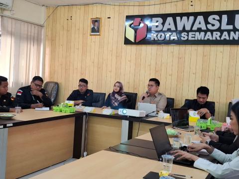 Narasumber Kasubag Protokol Bawaslu RI