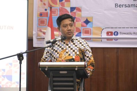 Arief Rahman Ketua Bawaslu Kota Semarang saat membuka acara