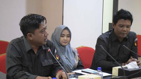 Ketua dan Anggota Bawaslu Kota Semarang saat menghadiri Rapat Dengar Pendapat (RDP) dengan Komisi A DPRD Kota Semarang
