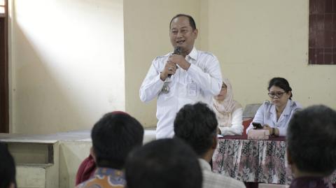 Camat Ngaliyan, Moeljanto