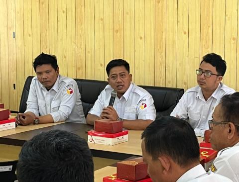 Ketua Bawaslu Kota Semarang, Arief Rahman saat membuka rapat