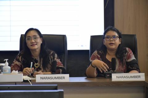 penyampaian saran dan masukan dari seluruh peserta dipandu oleh Anggota Bawaslu Kota Semarang