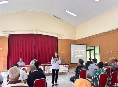 Konsolidasi Demokrasi oleh V. Silvania Anggota Bawaslu Kota Semarang