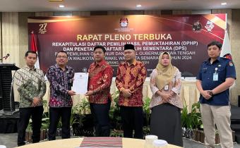 Pengawasan Pleno Penetapan Daftar Pemilih Sementara Tingkat Kota Semarang