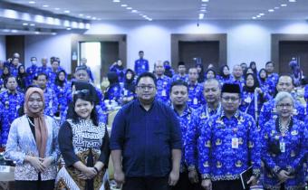 Foto bersama kegiatan sosialisasi pengawasan bagi lurah