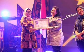 Bawaslu Kota Semarang terima piagam penghargaan dalam evaluasi bawaslu kab/kota se- Jawa Tengah dalam Pemilihan 2024