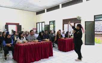 Sosialisasi kepada generasi muda di Kelurahan Jangli, Tembalang, Semarang