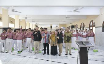 Sosialisasi Pengawasan Partisipatif: Bawaslu Kota Semarang Goes to School yang diselenggarakan di SMP Negeri 3 Semarang, Selasa (4/8/2026). 