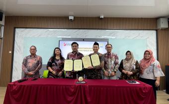 Foto 08/10 Penandatanganan Kerjasama Bawaslu Kota Semarang dengan Fakultas Hukum UNNES